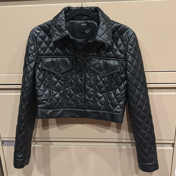 Alice + Olivia - Women’s - Chloe Vegan Quilted Boxy Crop Jacket - Size: Small - Picture 4 of 7